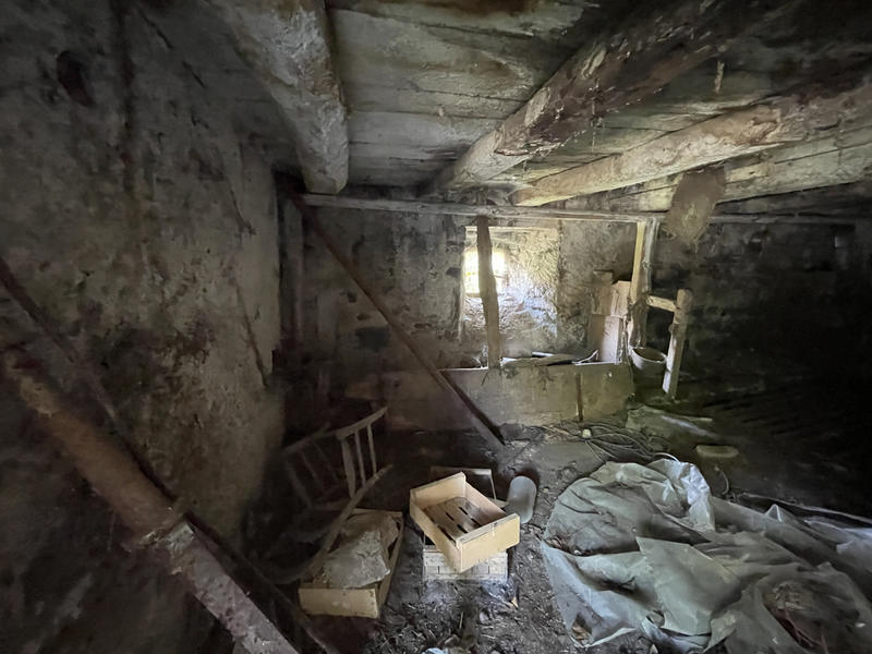 Maison - 218 m² - 1 pièce