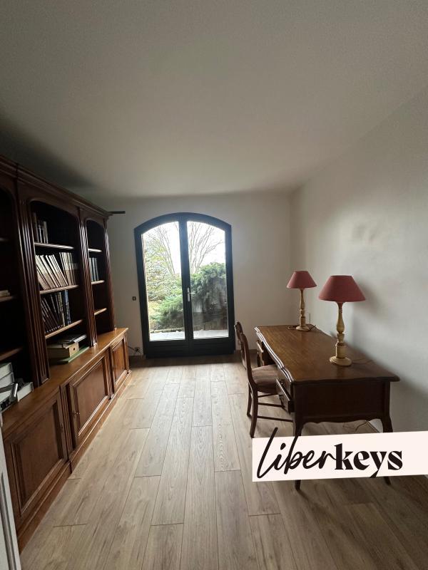 Maison d'architecte - 209 m² - 7 pièces