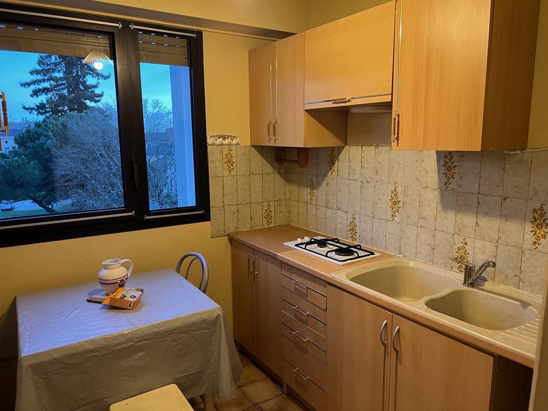 Studio - 28 m² - 1 pièce