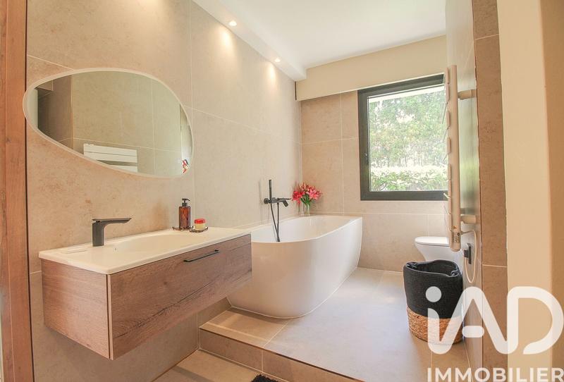 Appartement - 76 m² - 3 pièces