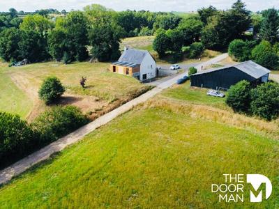 Maison - 103 m² - 5 pièces