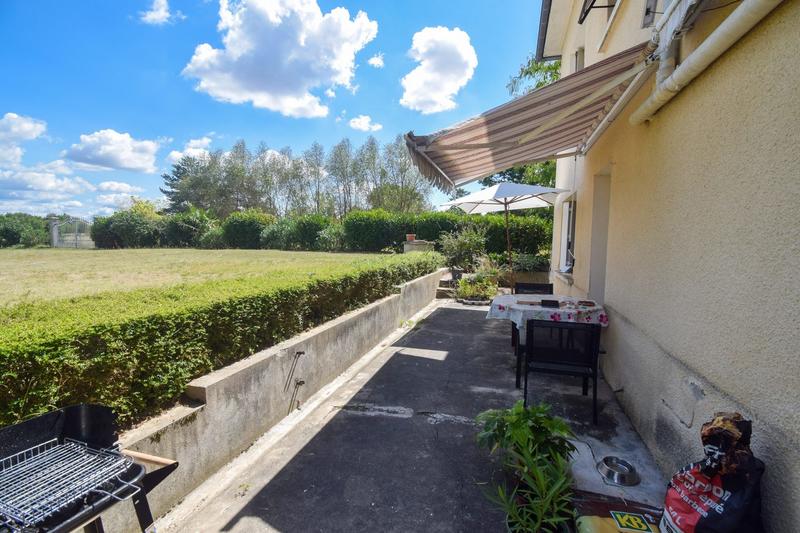 Maison traditionnelle - 156 m² - 7 pièces