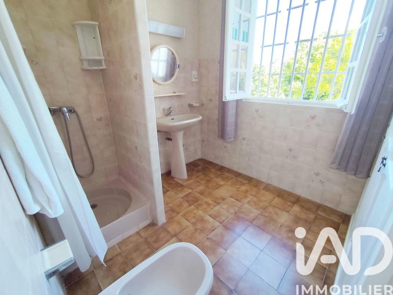 Maison - 170 m² - 6 pièces