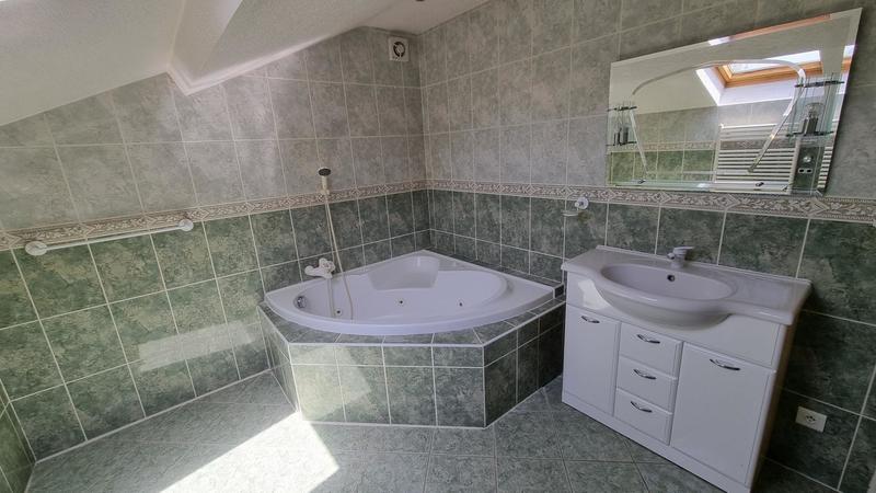 Maison - 160 m² - 7 pièces