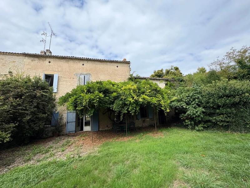 Maison en pierre - 220 m² - 5 pièces