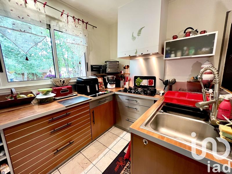 Maison - 202 m² - 7 pièces