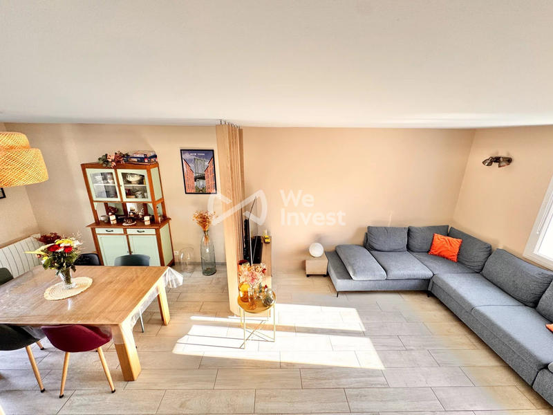 Maison - 90 m² - 5 pièces