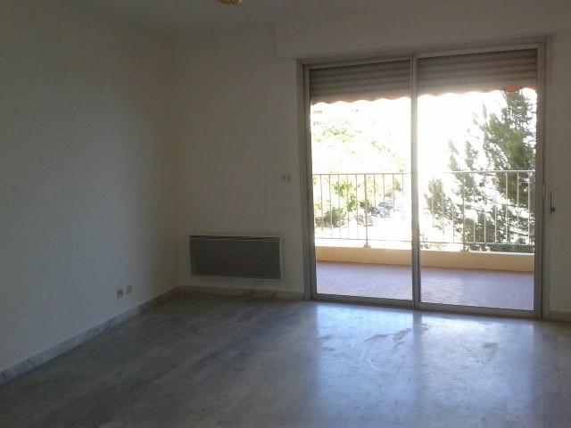 Studio - 40 m² - 1 pièce