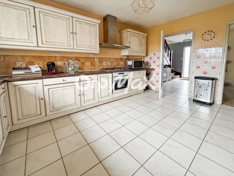 Maison - 190 m² - 7 pièces