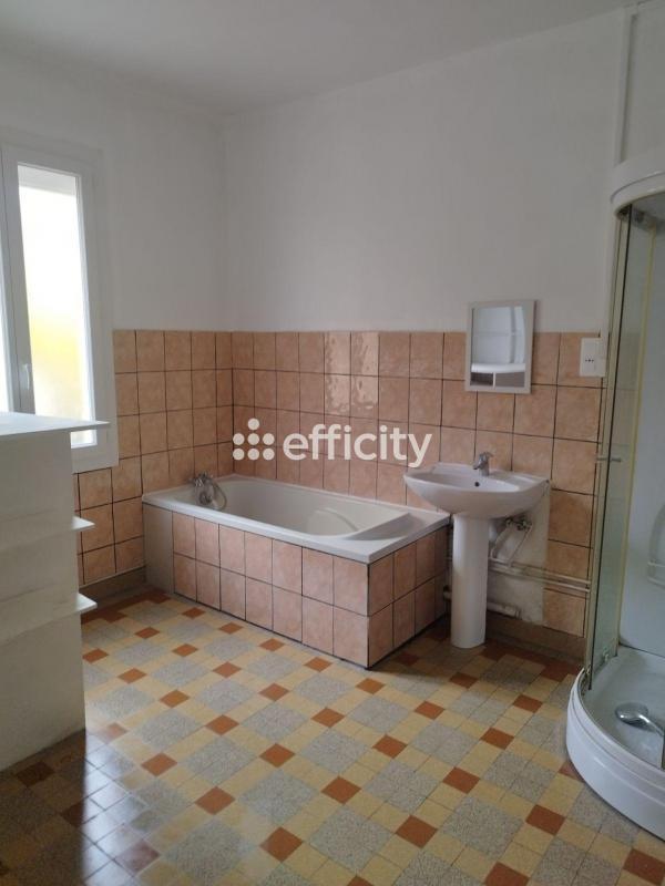 Immeuble - 226 m² - 9 pièces