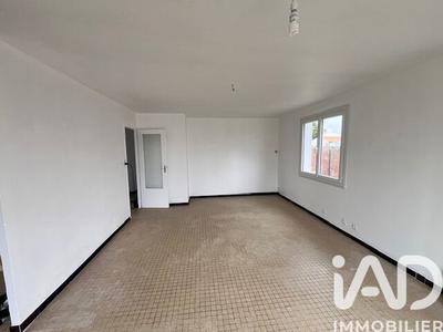 Maison - 93 m² - 5 pièces