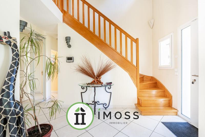 Maison contemporaine - 197 m² - 5 pièces