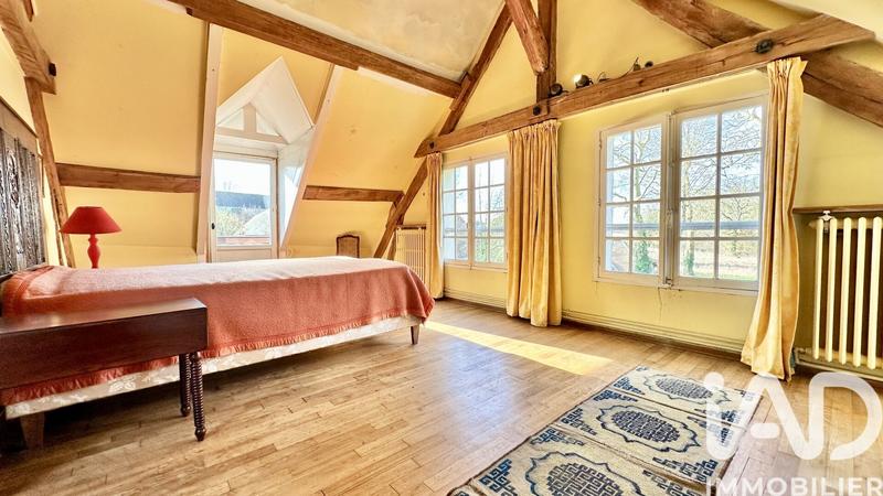 Maison - 311 m² - 8 pièces