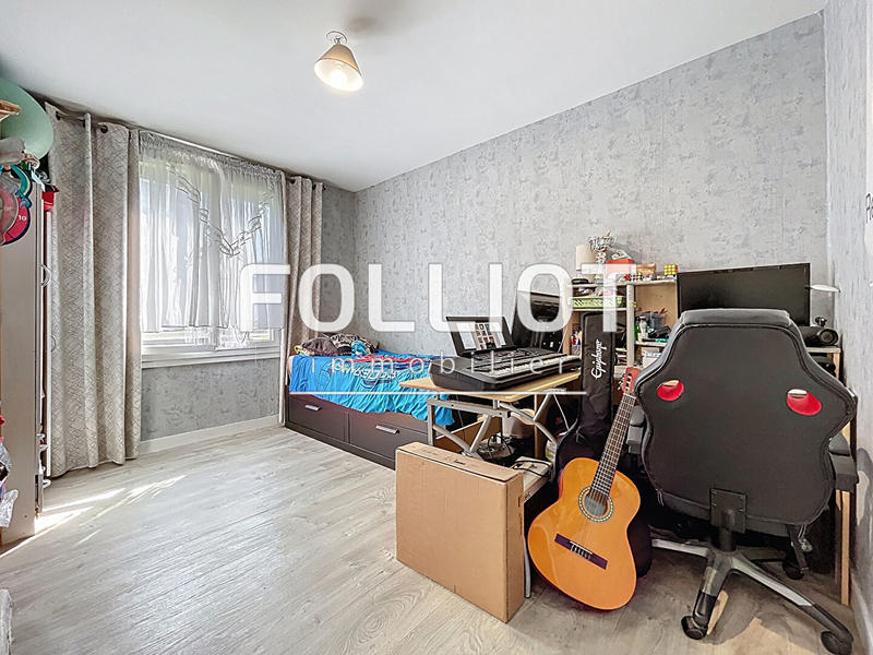 Appartement - 99 m² - 6 pièces