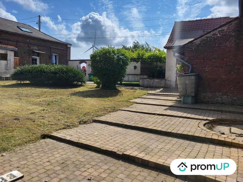 Maison - 237 m² - 8 pièces