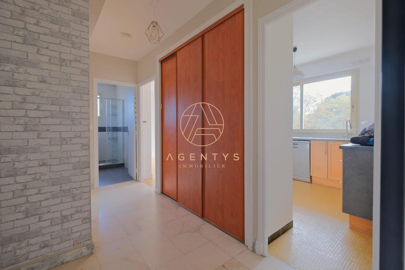 Appartement - 56 m² - 3 pièces