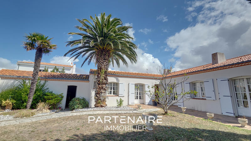 Maison - 143 m² - 5 pièces