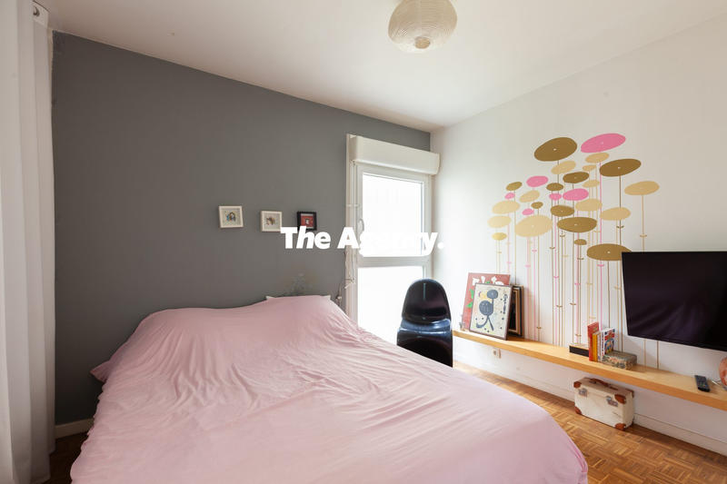 Appartement - 86 m² - 4 pièces