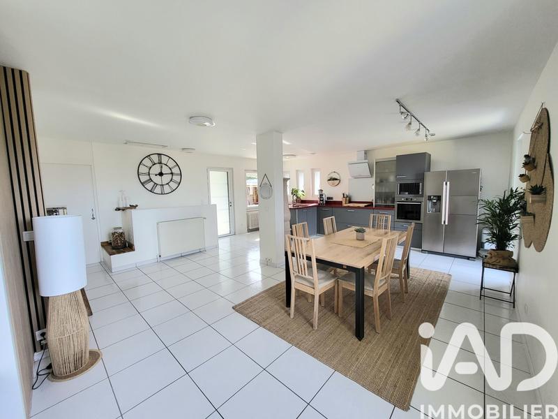 Maison - 145 m² - 4 pièces