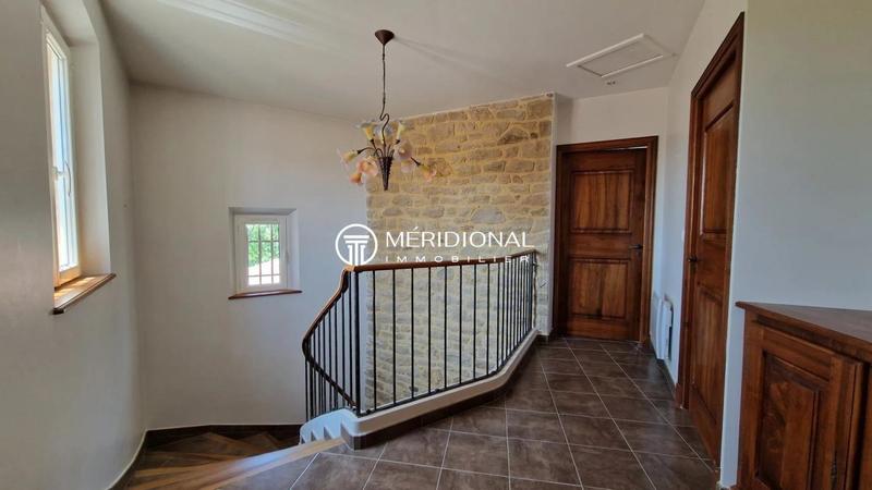 Villa - 191 m² - 6 pièces