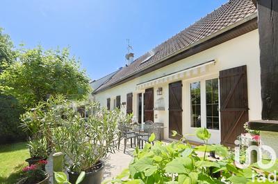 Maison - 203 m² - 9 pièces