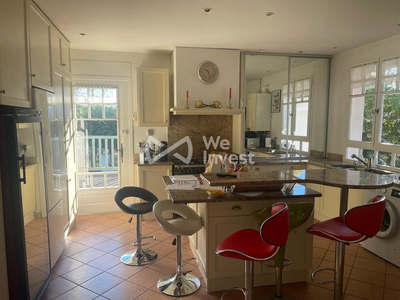 Appartement - 135 m² - 4 pièces