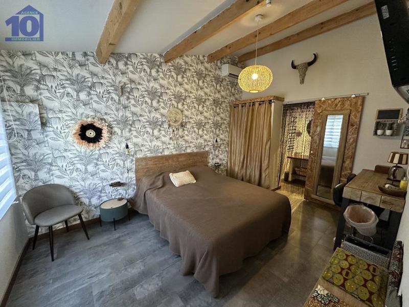 Maison - 185 m² - 6 pièces