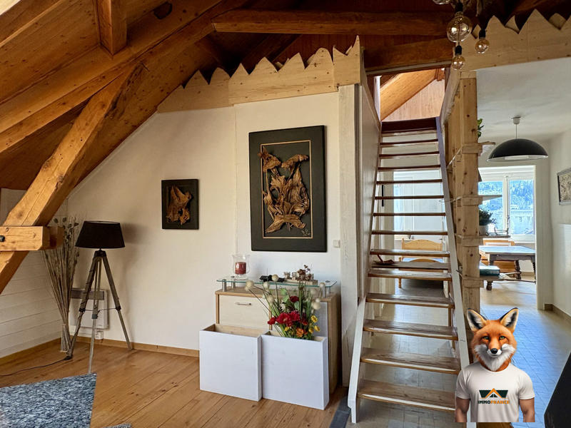 Appartement - 93 m² - 5 pièces