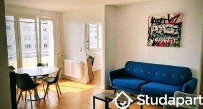 Chambre - 12 m² - 1 pièce