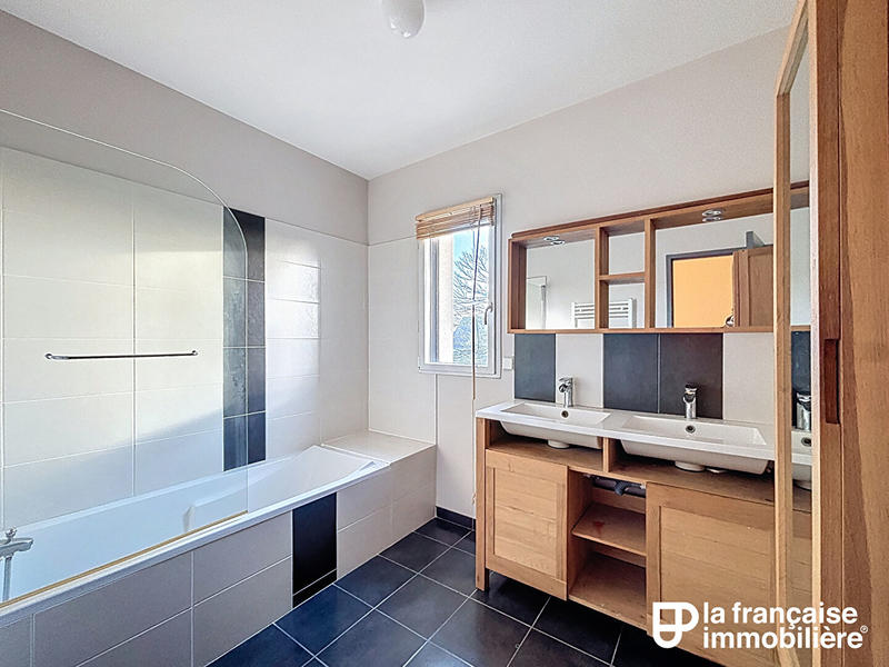 Maison - 117 m² - 5 pièces