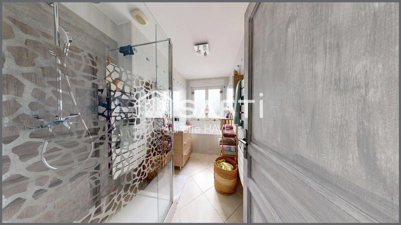 Maison - 97 m² - 5 pièces