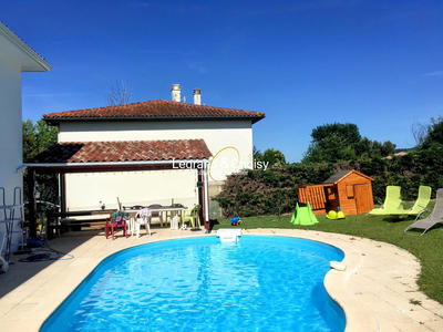 Maison - 145 m² - 5 pièces