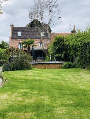 Maison - 181 m² - 7 pièces