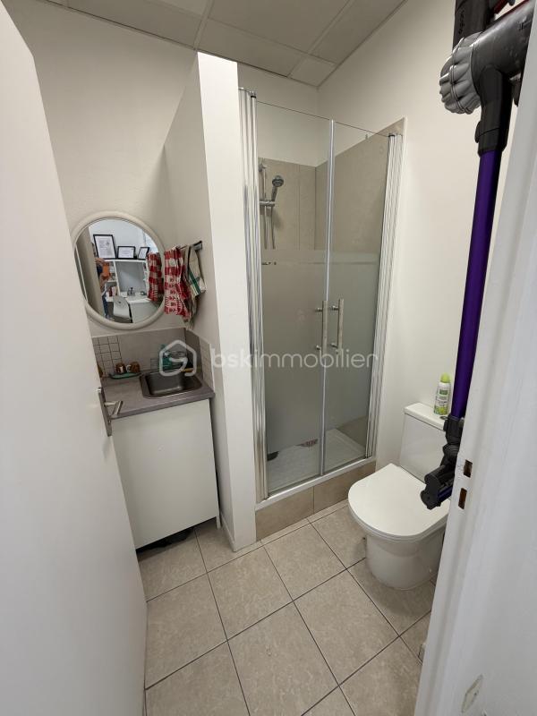 Local commercial - 43 m² - 2 pièces