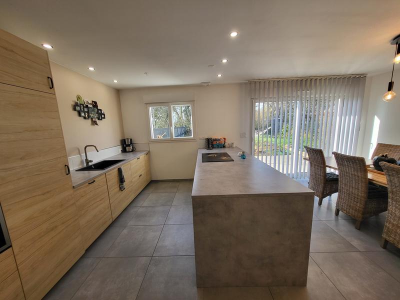 Maison - 97 m² - 5 pièces