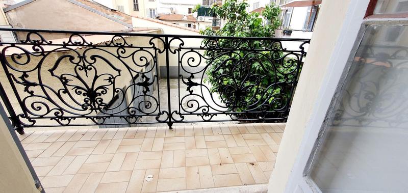 Appartement - 96 m² - 4 pièces