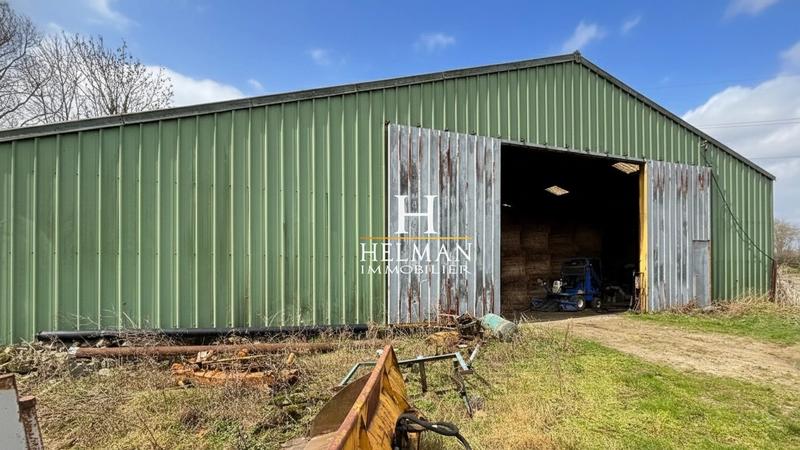 Maison - 220 m² - 8 pièces