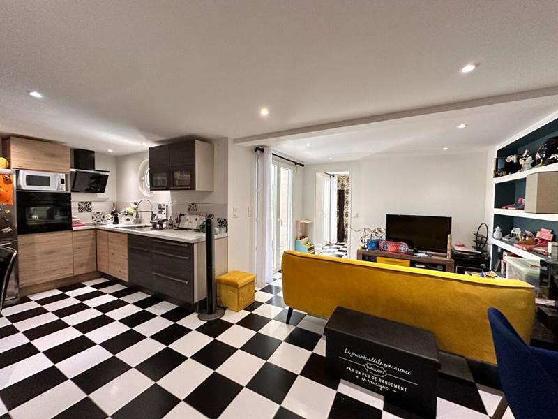 Maison - 150 m² - 7 pièces