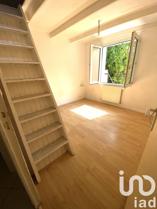 Maison - 99 m² - 5 pièces