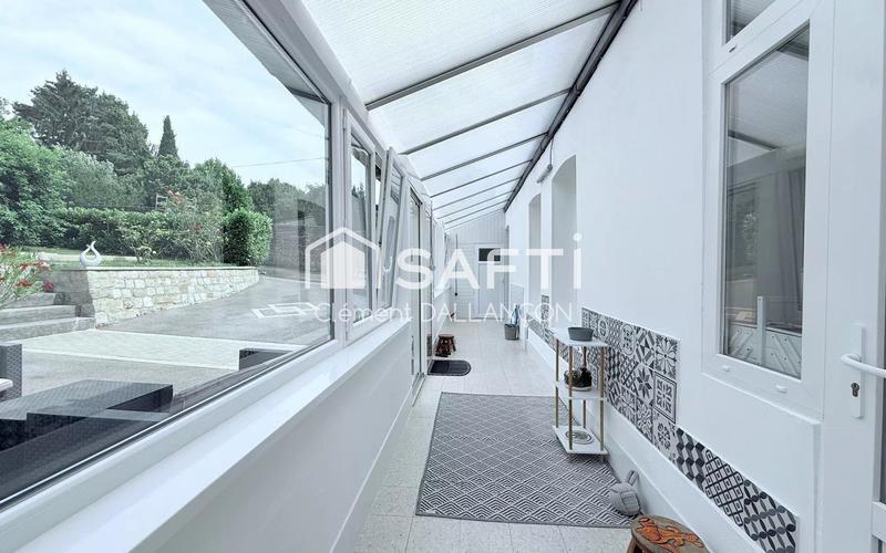 Maison - 210 m² - 6 pièces