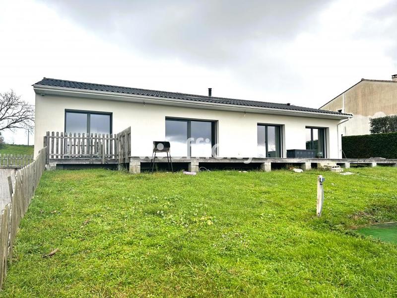 Maison - 137 m² - 5 pièces