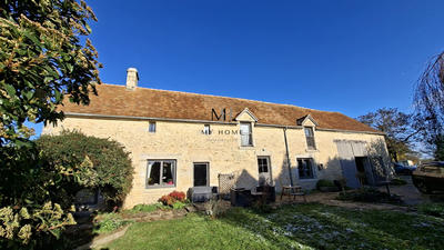 Maison ancienne - 203 m² - 6 pièces