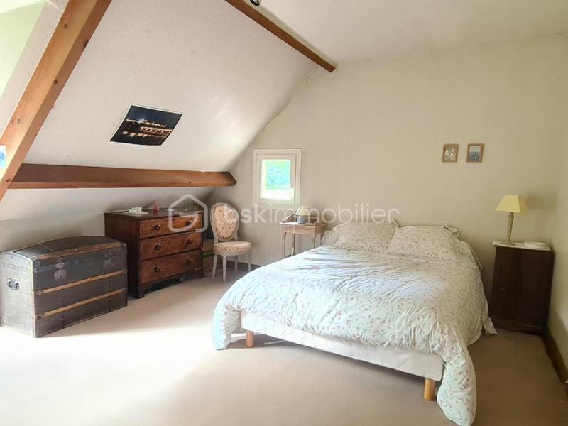 Maison - 250 m² - 11 pièces