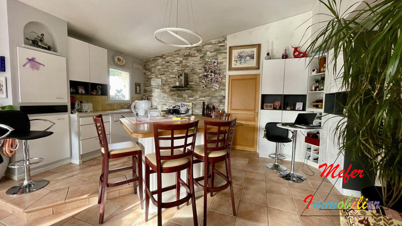 Maison - 100 m² - 3 pièces