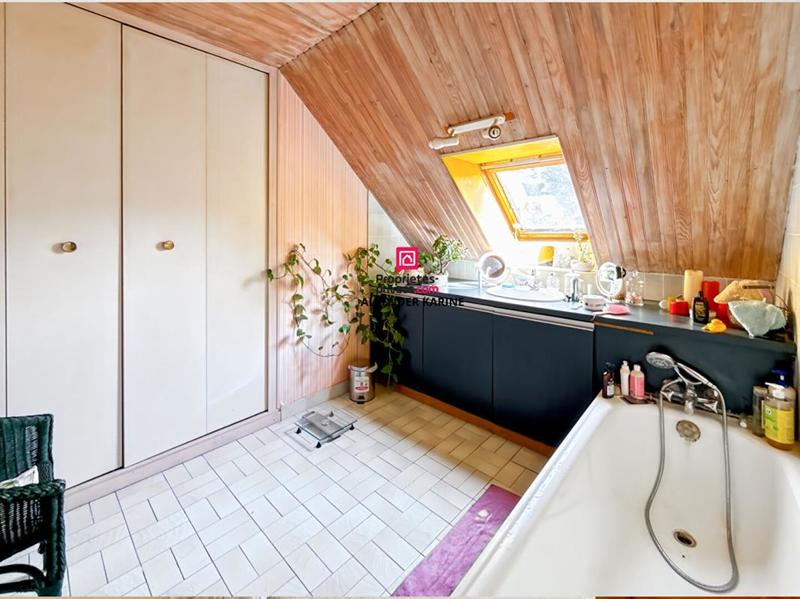 Maison - 308 m² - 11 pièces