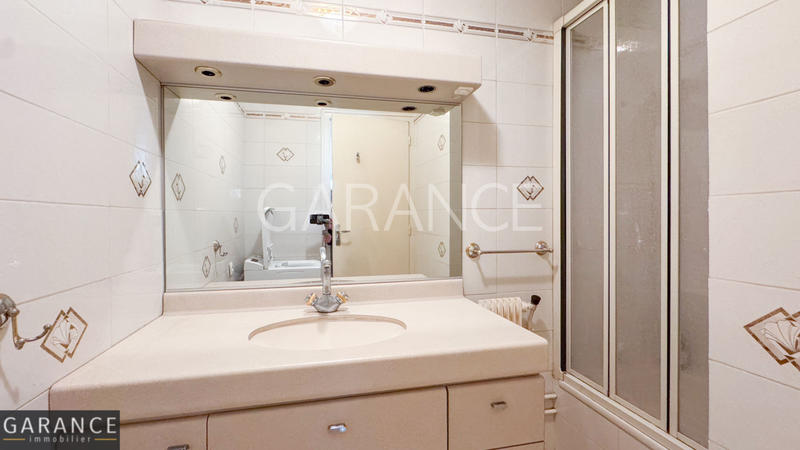 Appartement - 108 m² - 5 pièces