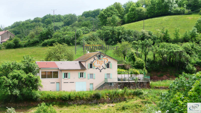 Maison - 175 m² - 10 pièces