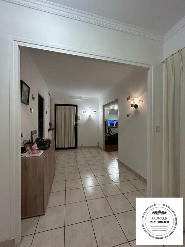 Appartement - 100 m² - 5 pièces