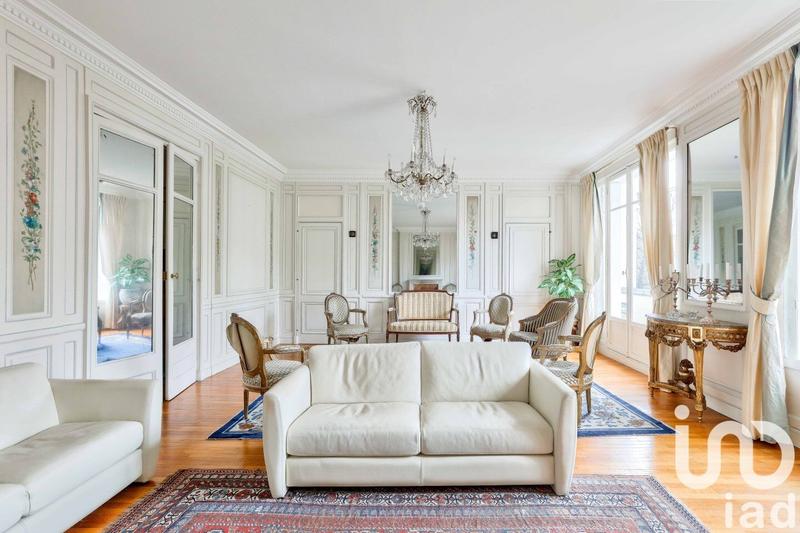 Appartement - 145 m² - 7 pièces