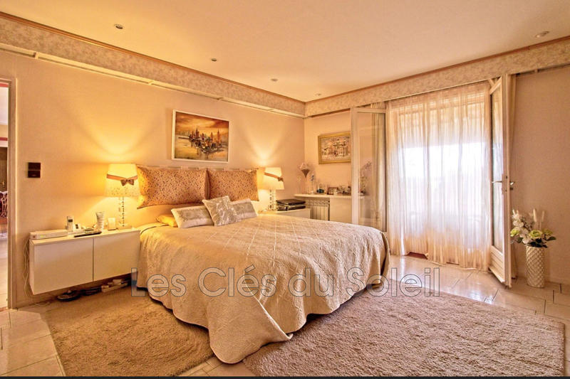 Maison - 294 m² - 6 pièces